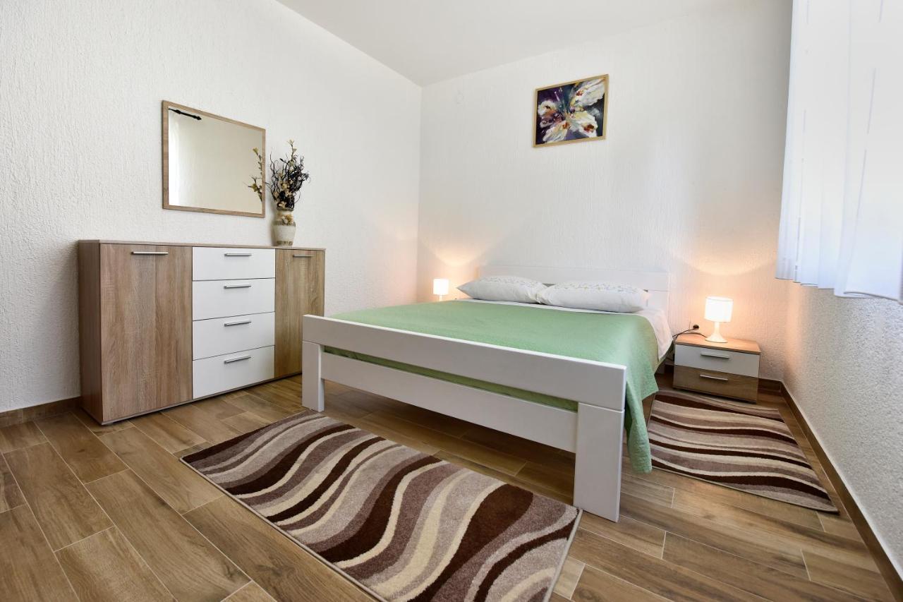 Apartmani Irena Arvaj Poreč Exterior foto