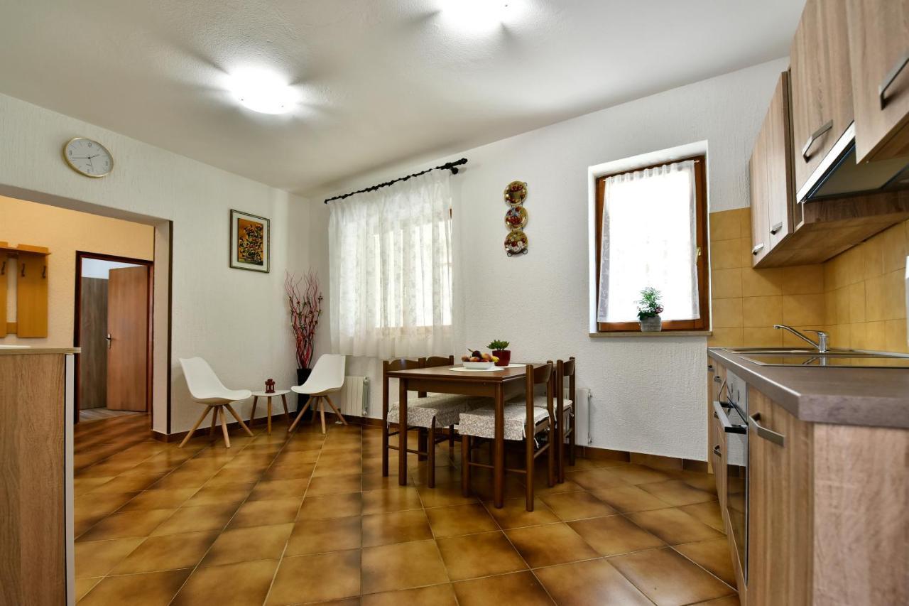 Apartmani Irena Arvaj Poreč Exterior foto
