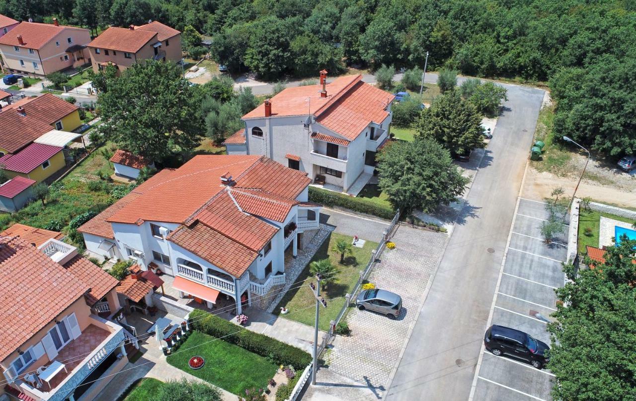 Apartmani Irena Arvaj Poreč Exterior foto